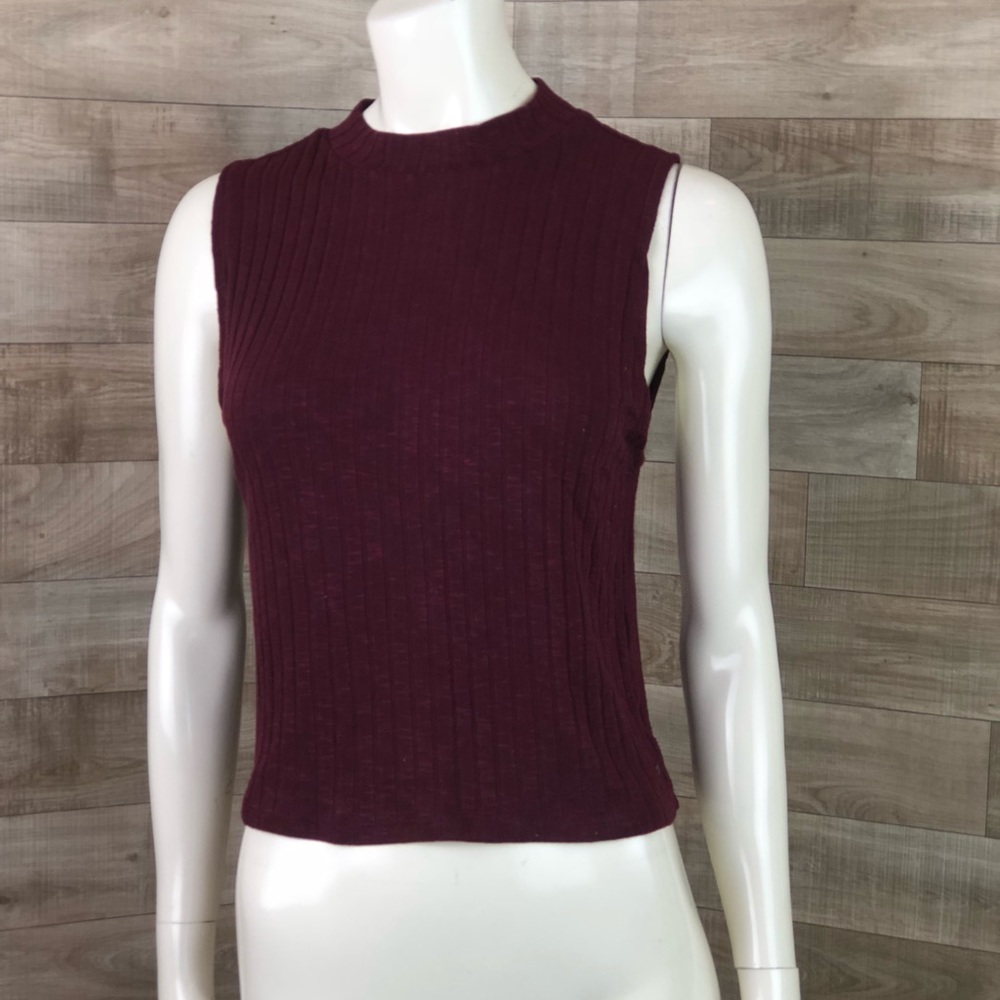 American Eagle Red Ribbed Top Sleeveless SZ Large